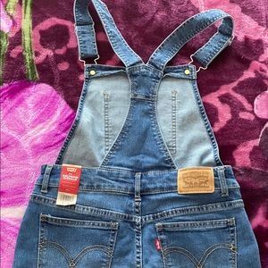 Levi’s flex stretch girlfriend overalls